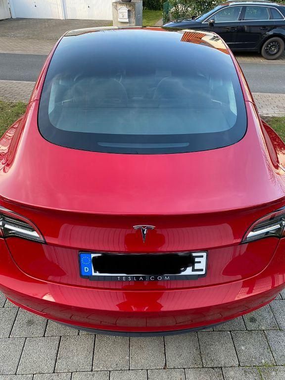 Gebraucht Tesla Model 3 RWD 239 kW (325 PS) 2022 Rot Limousine