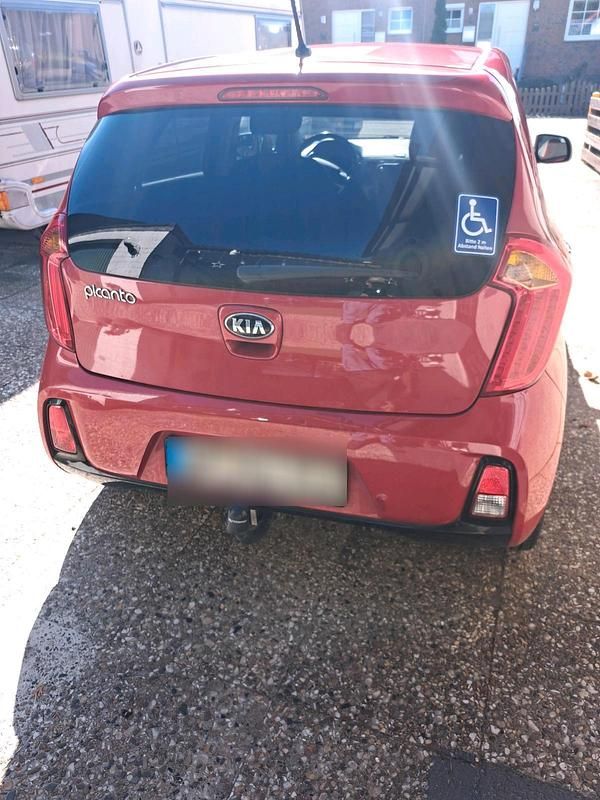 Gebraucht Kia Ceed 85 PS (62 kW) 2016 Rot Kleinwagen