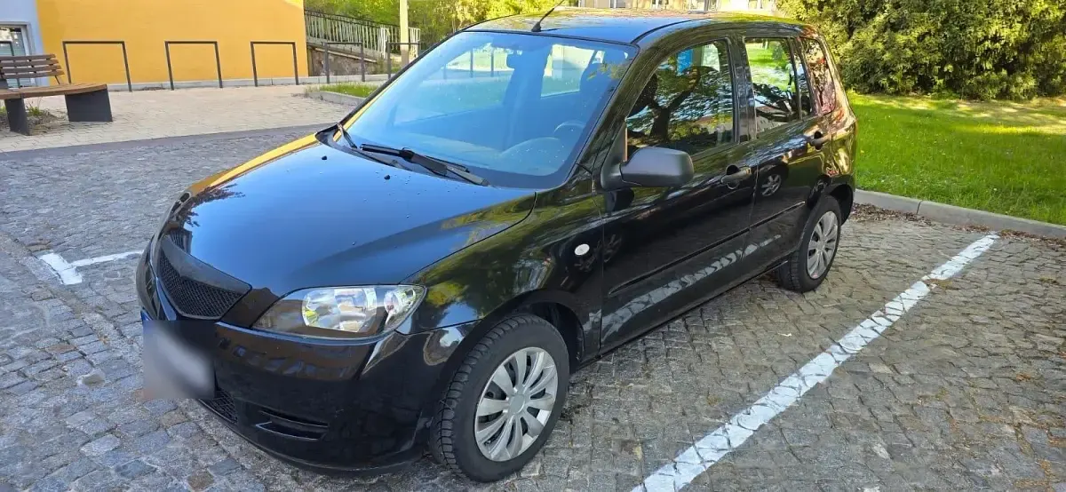 Usata Mazda 2 80 CV (58 kW) 2004 Nero Utilitaria