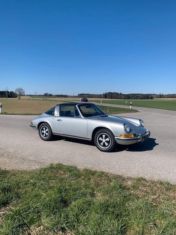 Gebraucht Porsche 911 140 PS (102 kW) 1972 Silber