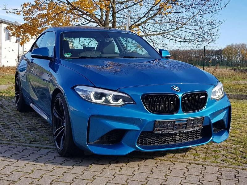 Blau Gebraucht 2018 BMW M2 Coupé | 35.900 € - Bild 1/4