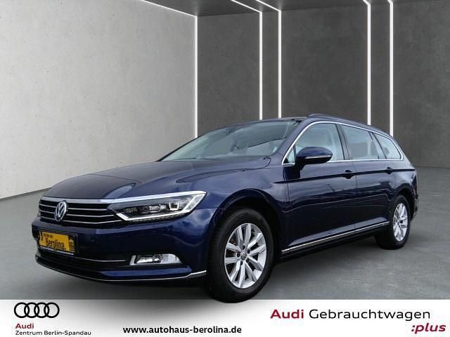 Gebraucht VW Passat Comfortline 190 PS (139 kW) 2017 Blau Kombi