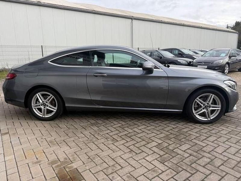 Gebraucht Mercedes C180 156 PS (114 kW) 2017 Grau Coupé
