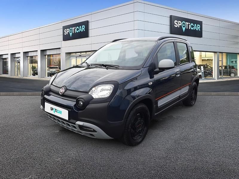 Schwarz Gebraucht 2023 Fiat Panda Garmin Kleinwagen | 12.480 € (Fairer Preis) - Bild 1/1