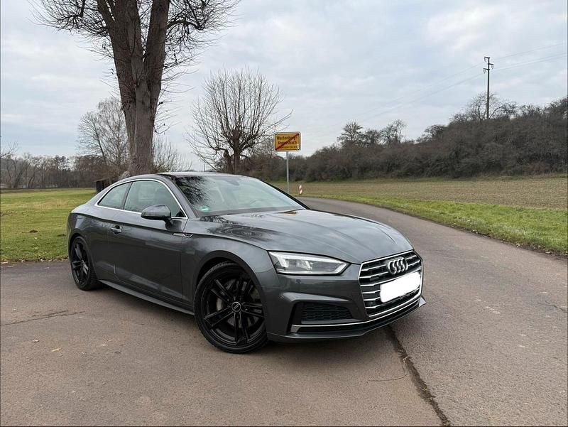 Grau Gebraucht 2017 Audi A5 S-Line Coupé | 27.400 € (Fairer Preis) - Bild 1/4
