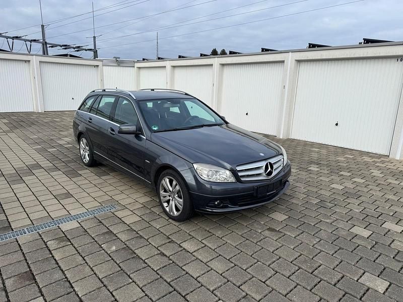 Gebraucht Mercedes C220 170 PS (125 kW) 2008 Grau Kombi