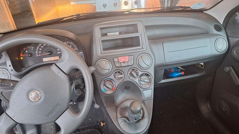 Gebraucht Fiat Panda 52 PS (38 kW) 2009 Schwarz Kleinwagen