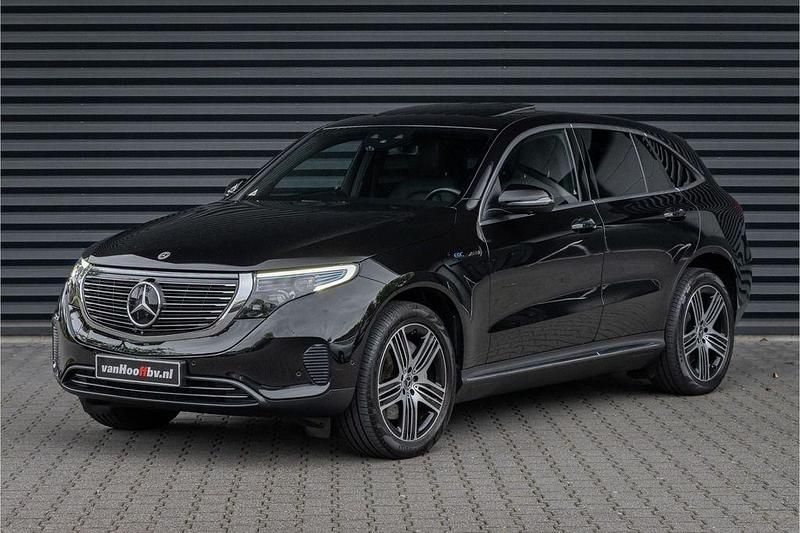 Schwarz Gebraucht 2020 Mercedes EQC400 SUV | 33.900 € (Guter Preis) - Bild 1/4