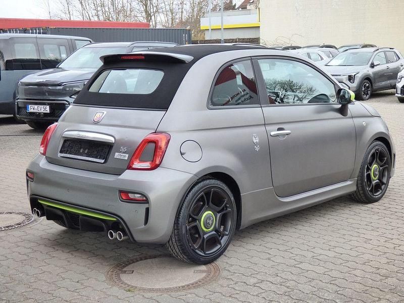 Gebraucht Abarth 595C Pista 160 PS (117 kW) 2019 Colore esterno (asphalt grau) Cabrio