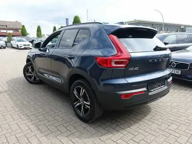 Gebraucht Volvo XC40 120 PS (88 kW) 2025 SUV