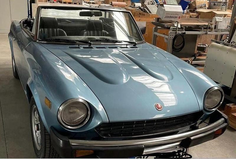 Gebraucht Fiat 124 Spider 131 PS (96 kW) 1981 Blau Cabrio