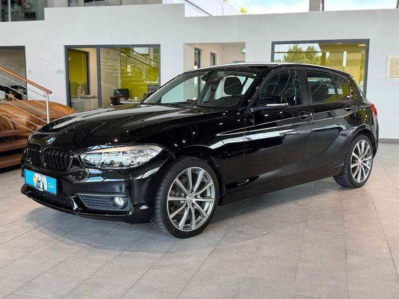Schwarz Gebraucht 2017 BMW 118 Advantage Kleinwagen | 14.995 € (Fairer Preis) - Bild 1/4