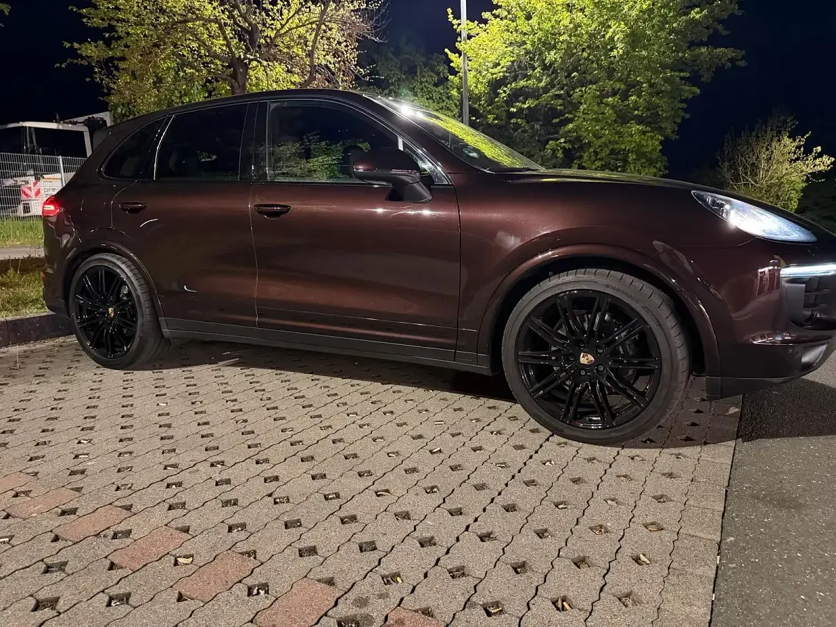 Gebraucht Porsche Cayenne Platinum Edition 262 PS (192 kW) 2016 Andere farben SUV