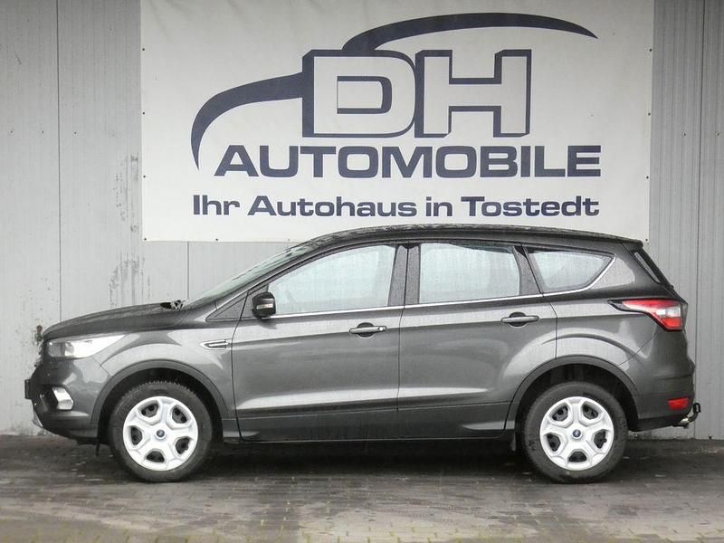 Grau Gebraucht 2018 Ford Kuga Trend SUV | 11.990 € (Fairer Preis) - Bild 1/4