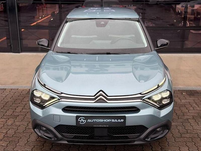 Second-hand Citroën C4 Feel 131 CP (96 kW) 2023 Albastru Berlinǎ