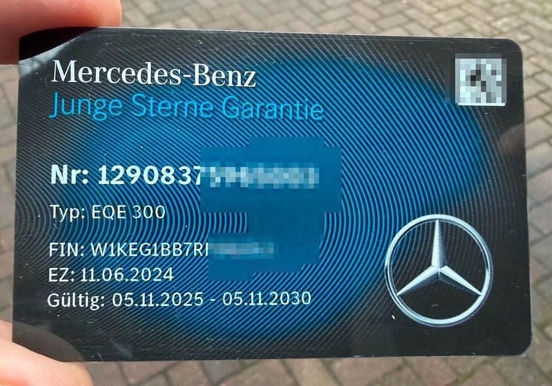Gebraucht Mercedes EQE300 AMG 180 kW (245 PS) 2024 Grau Limousine