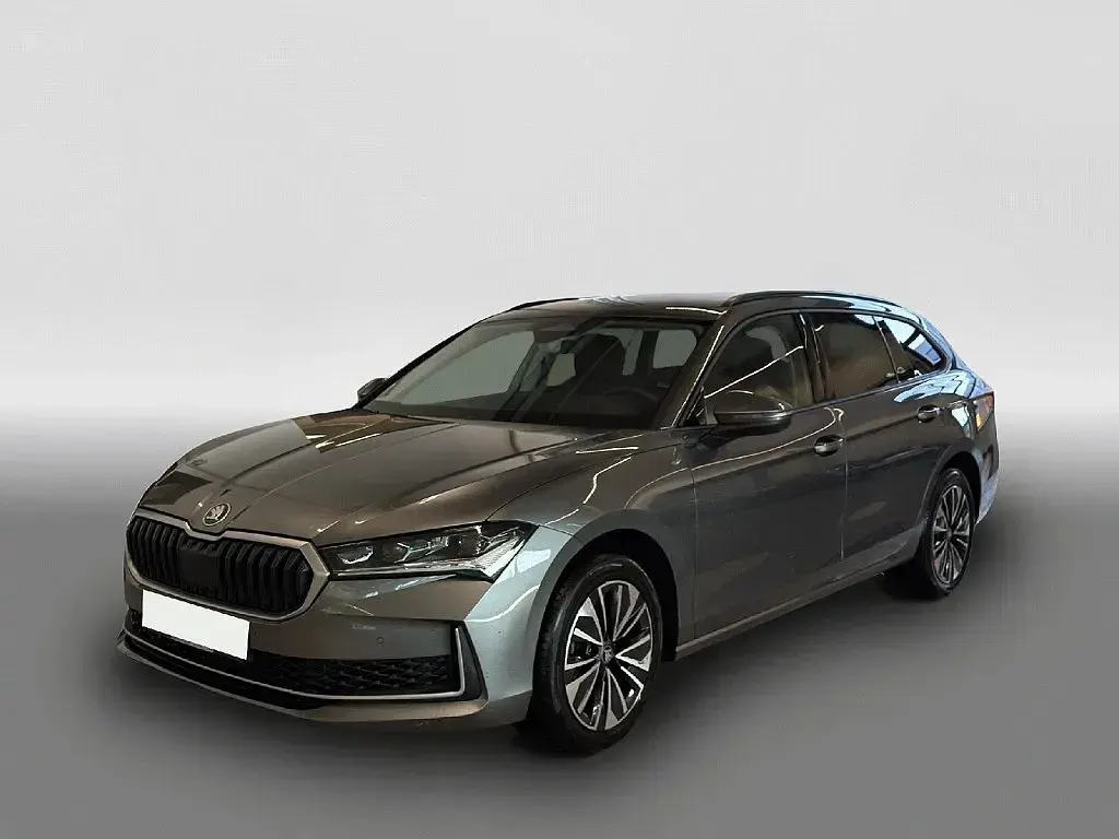 Gebraucht Skoda Superb Selection 265 PS (194 kW) 2025 Kombi