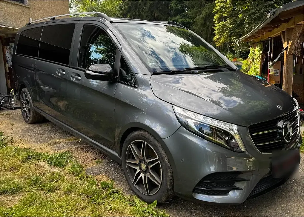 Gebraucht Mercedes V250 Avantgarde 190 PS (139 kW) 2019 Grau Van / Kleinbus