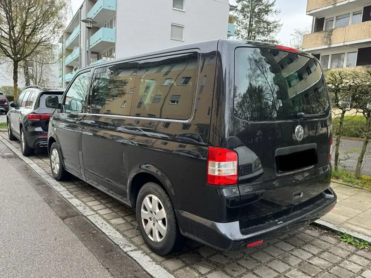 Używany VW T5 131 KM (96 kW) 2008 Czarny Van