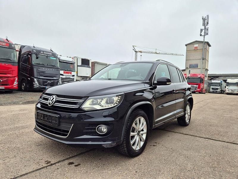Schwarz Gebraucht 2015 VW Tiguan Sportline SUV | 13.999 € (Fairer Preis) - Bild 1/4