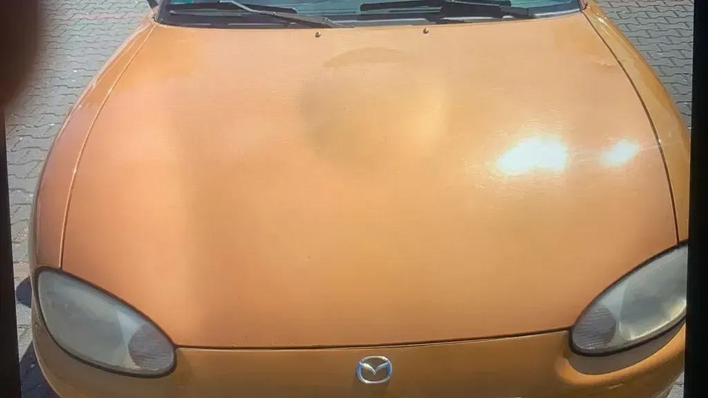 Second-hand Mazda MX5 110 CP (80 kW) 1999 Auriu Cabrio