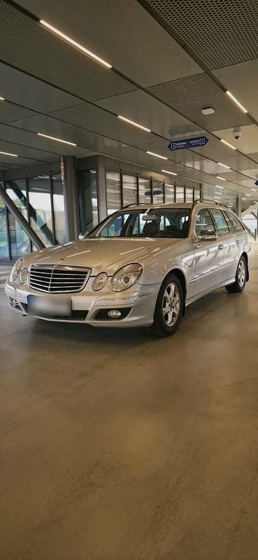 Gebraucht Mercedes E320 224 PS (164 kW) 2008 Silber Kombi