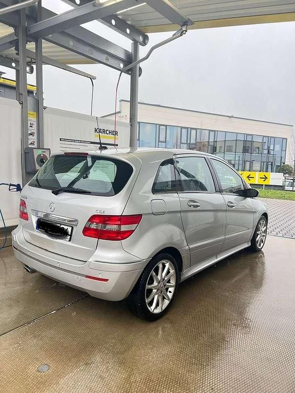 Gebraucht Mercedes B200 140 PS (102 kW) 2006 Van / Kleinbus
