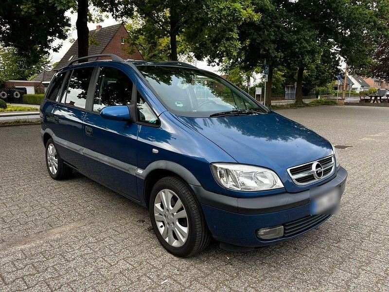 Blau Gebraucht 2002 Opel Zafira Van / Kleinbus | 1.600 € (Etwas zu teuer) - Bild 1/4
