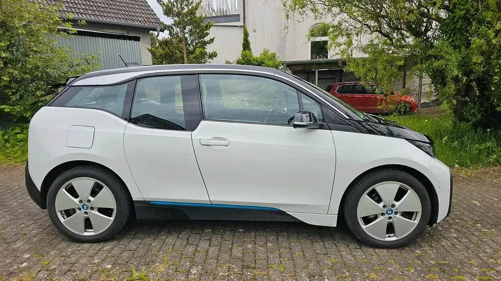 Gebraucht BMW i3 125 kW (170 PS) 2021 Weiß Kleinwagen