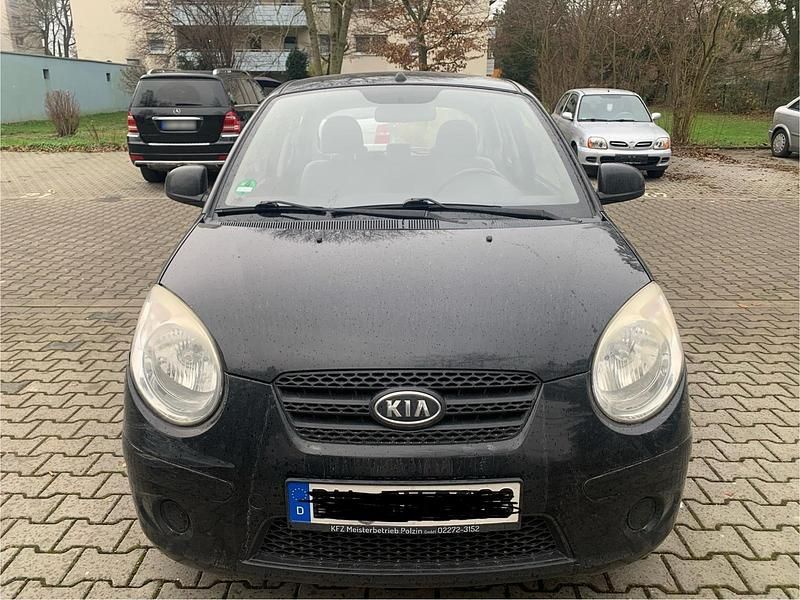 Second-hand Kia Picanto 65 CP (47 kW) 2011 Negru Hatchback