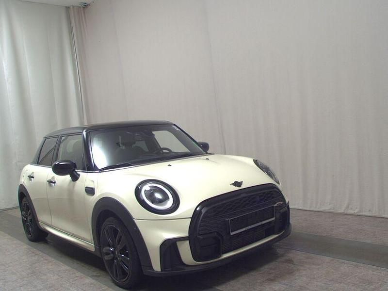 Gebraucht Mini Cooper 136 PS (100 kW) 2021 Weiss Kleinwagen
