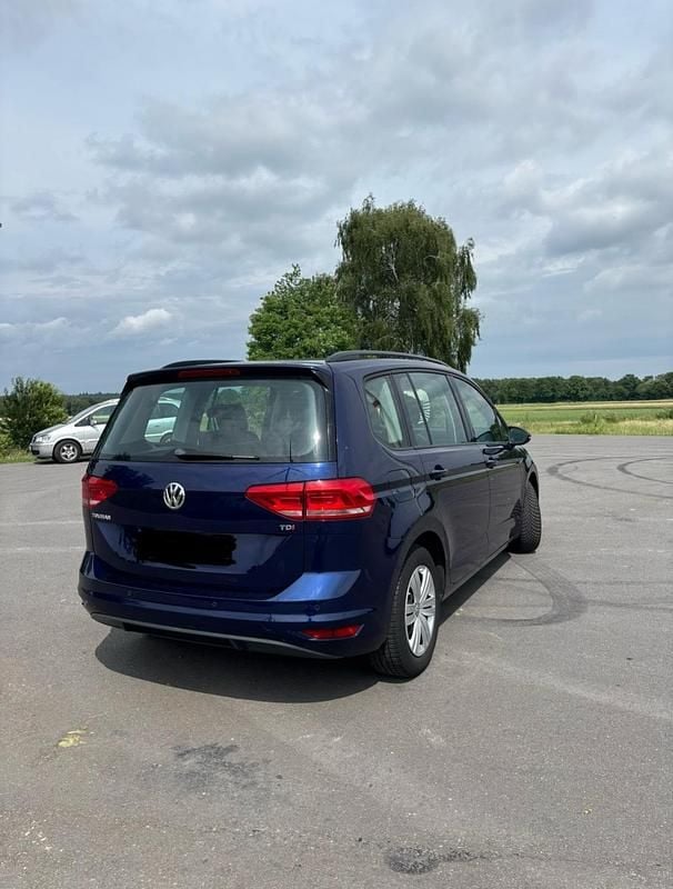 Gebraucht VW Touran 110 PS (80 kW) 2016 Blau Van / Kleinbus