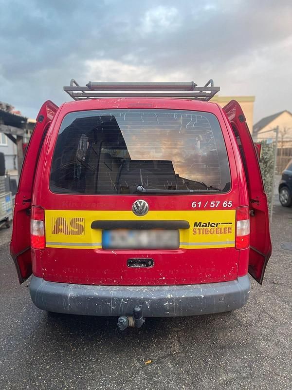 Second-hand VW Caddy 75 CP (55 kW) 2006 Roșu Monovolum