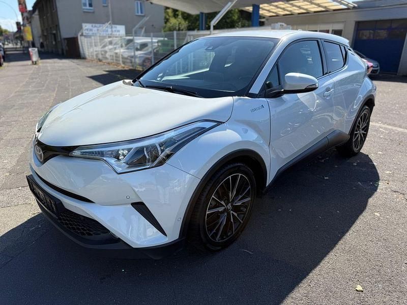 Weiß Gebraucht 2017 Toyota C-HR Lounge SUV | 17.200 € (Fairer Preis) - Bild 1/4