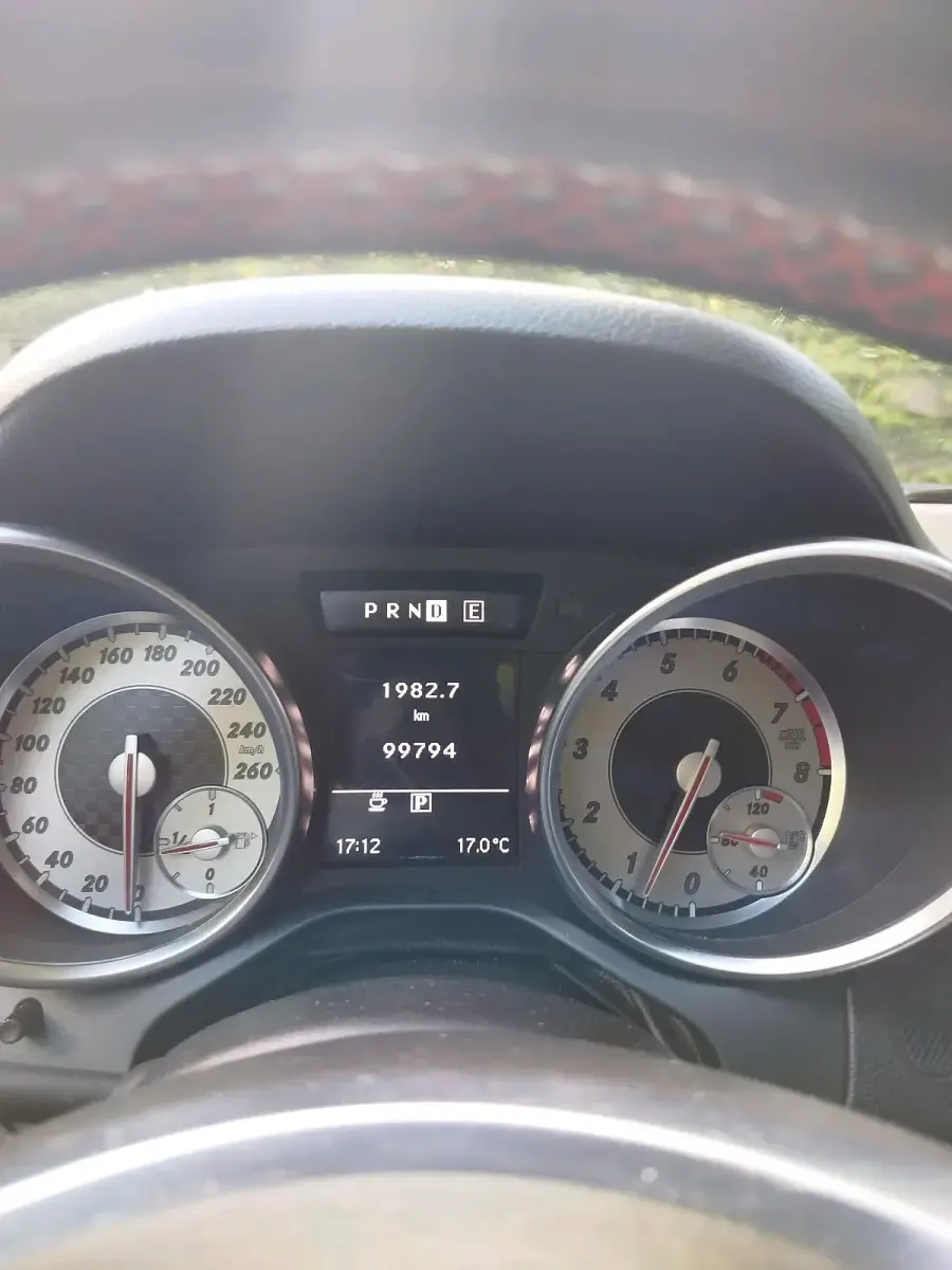 Gebraucht Mercedes SLK200 183 PS (134 kW) 2011 Schwarz Cabrio