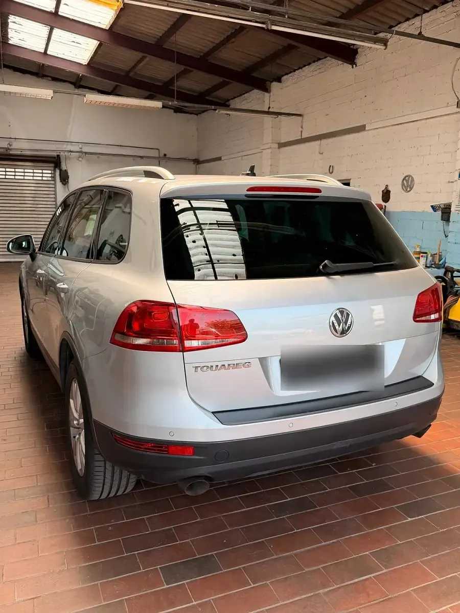 Gebraucht VW Touareg 239 PS (175 kW) 2010 Silber SUV