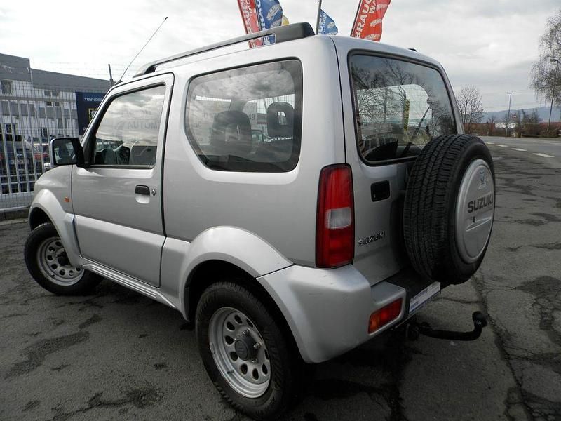 Gebraucht Suzuki Jimny Comfort 86 PS (63 kW) 2011 Silber SUV