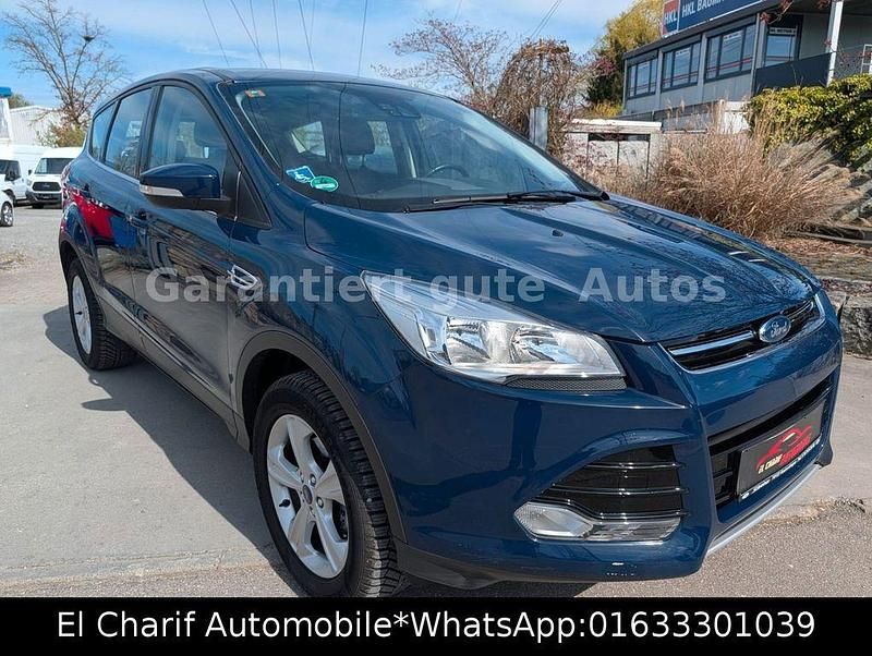 Gebraucht Ford Kuga Titanium 120 PS (88 kW) 2016 Blau SUV