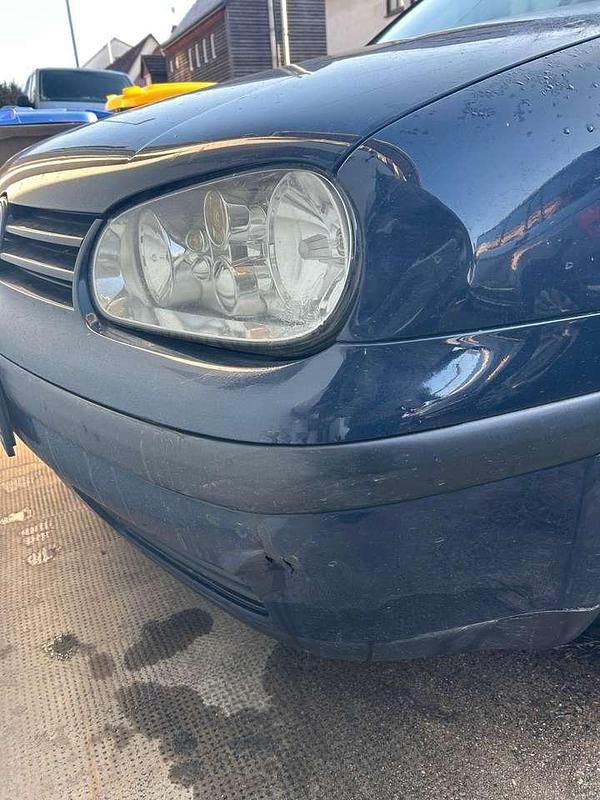 Gebraucht VW Golf IV 75 PS (55 kW) 2002 Blau Limousine