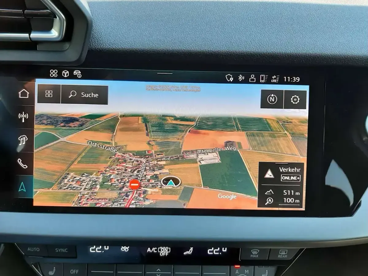 Gebraucht Audi A3 Advanced 204 PS (150 kW) 2025 Grau Kombi