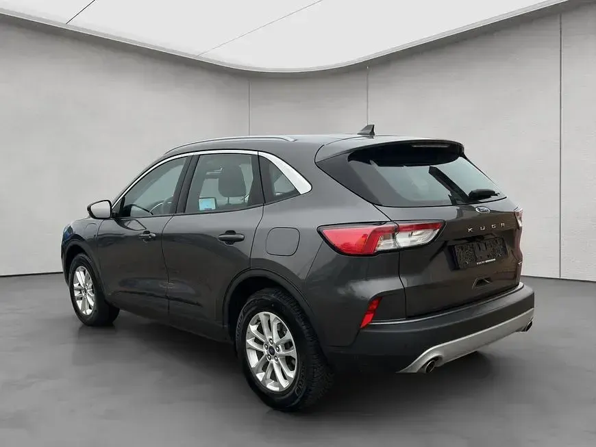 Usata Ford Kuga Titanium 224 CV (164 kW) 2022 Grigio SUV