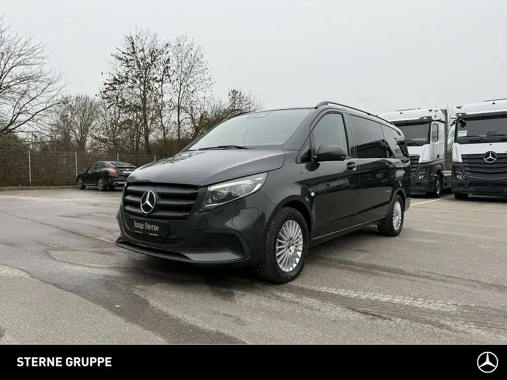 Gebraucht Mercedes e-Vito 150 kW (204 PS) 2024 Grau Van