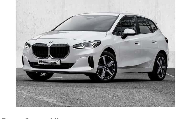 Weiß Gebraucht 2022 BMW 218 Luxury Line Kombi | 25.999 € (Fairer Preis) - Bild 1/4