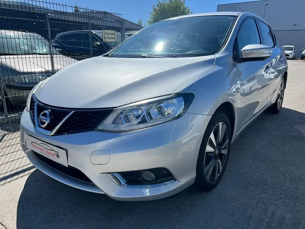 Gebraucht Nissan Pulsar Acenta 116 PS (85 kW) 2015 Silber Kleinwagen