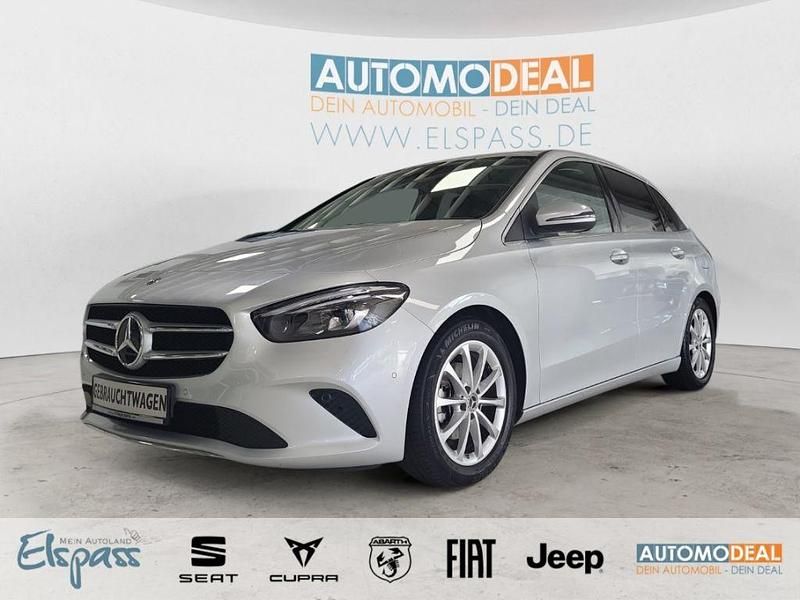 Silber Gebraucht 2019 Mercedes B180 Van / Kleinbus | 23.489 € (Fairer Preis) - Bild 1/4