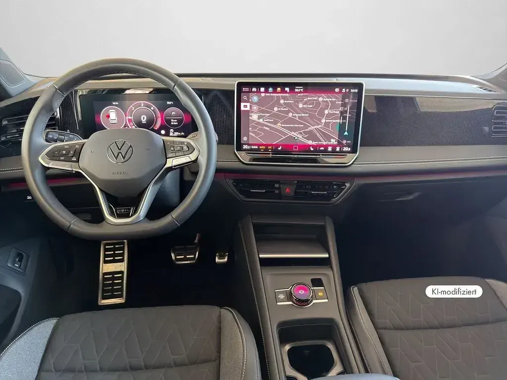 Gebraucht VW Tiguan Goal 150 PS (110 kW) 2025 Grau SUV