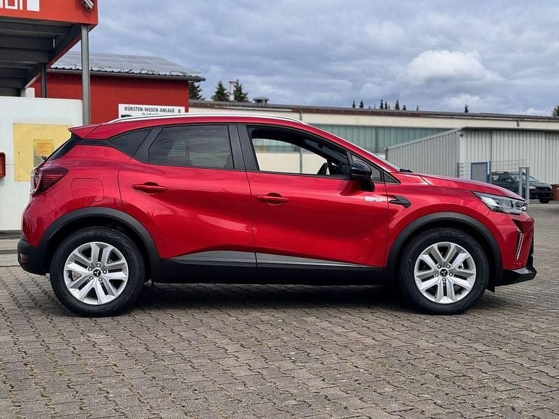 Gebraucht Mitsubishi ASX Plus 143 PS (105 kW) 2024 Rot SUV