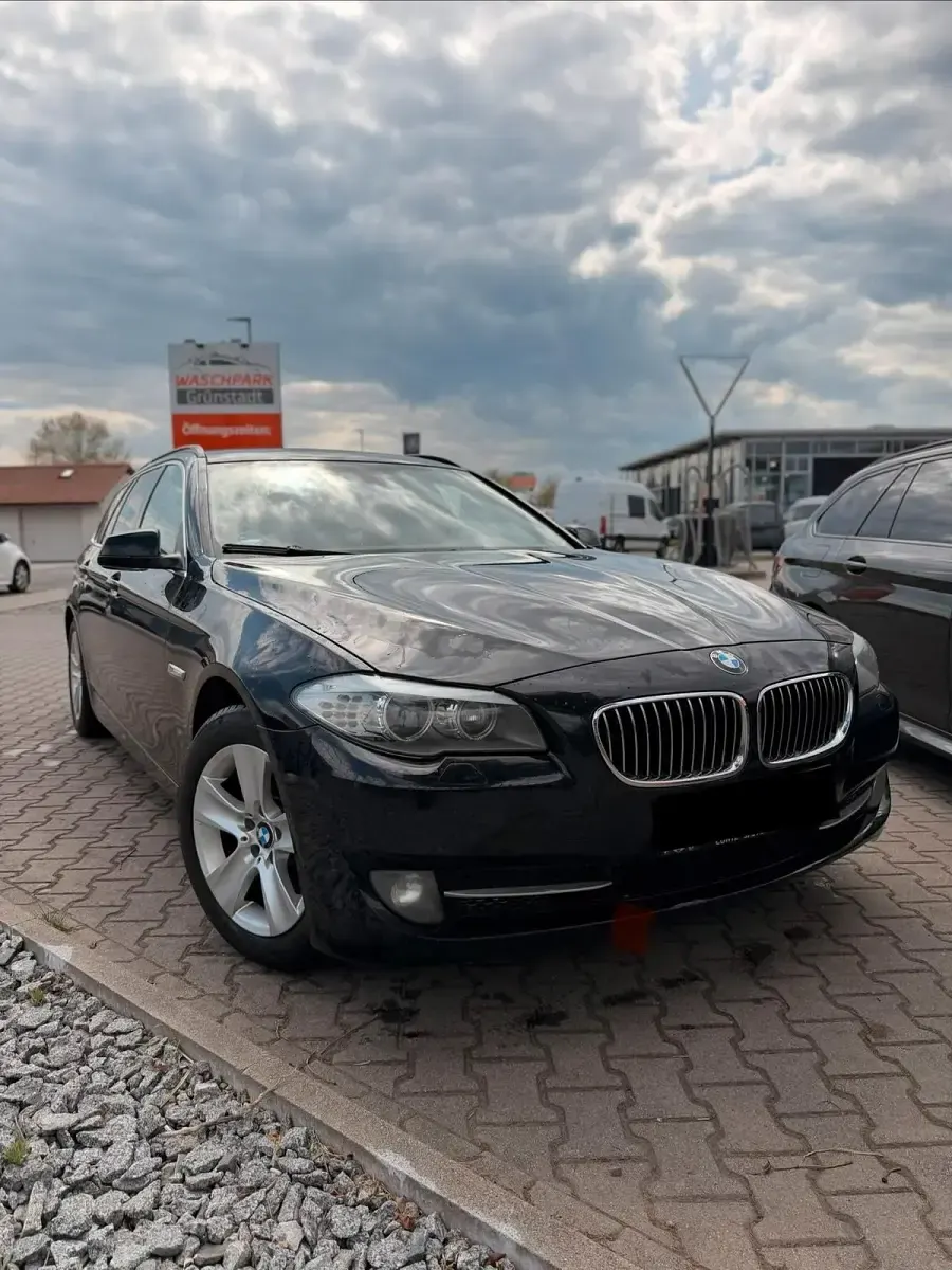 Second-hand BMW 520 184 CP (135 kW) 2012 Negru Break