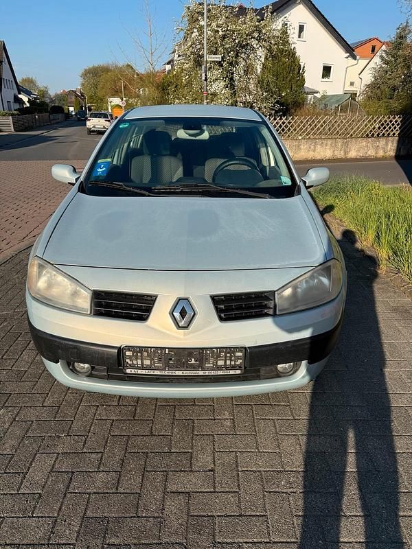 Gebraucht Renault Mégane II 2005 Silber Limousine