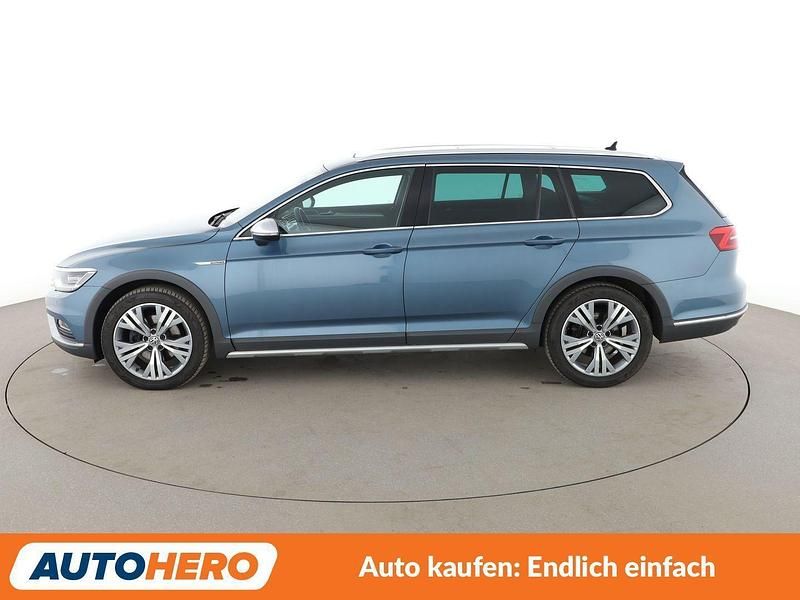 Gebraucht VW Passat Alltrack 190 PS (139 kW) 2018 Blau Kombi